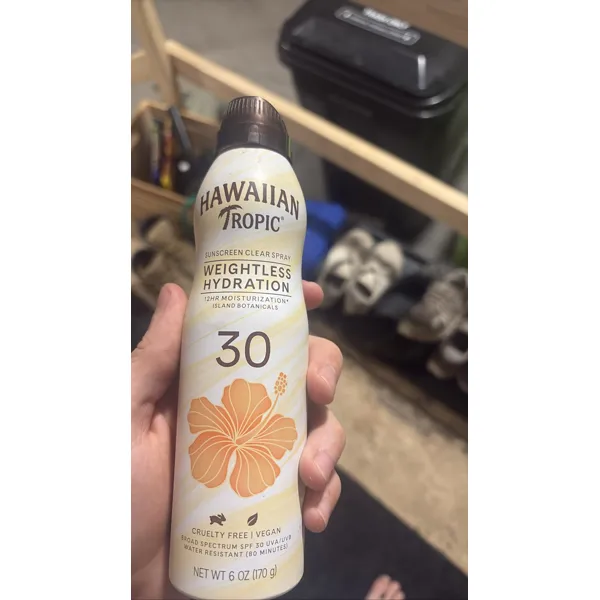 Hawaiian Tropic Sunscreen Clear Spray Weightless Hydration SPF 30