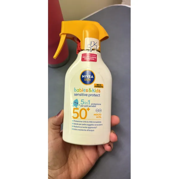 Nivea babies & kids sensitive protect 50+