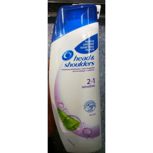 Head & Shoulders Shampooing antipelliculaire + apres-shampooing 2 in 1 Sensitive